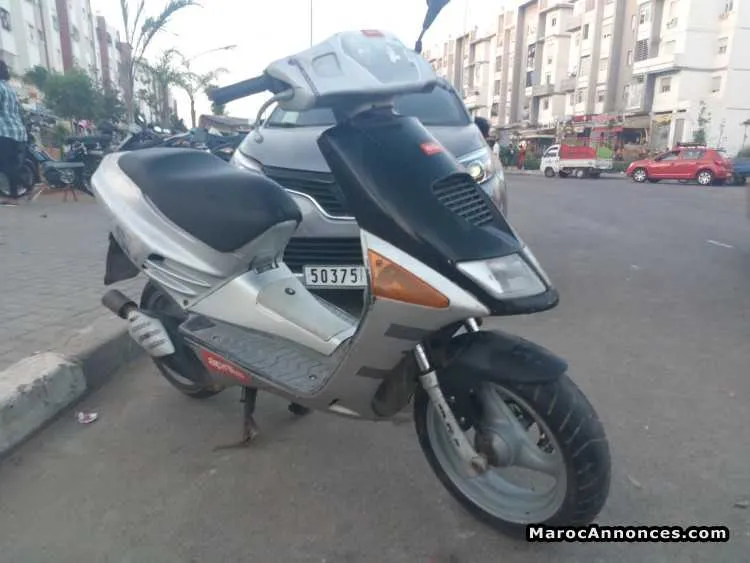 Aprila sr 50 - الدار البيضاء (3)