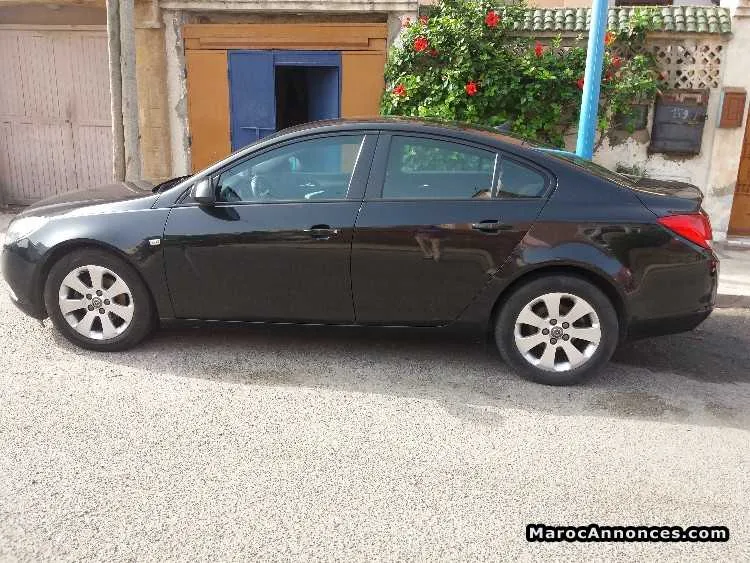 Opel insignia - الدار البيضاء