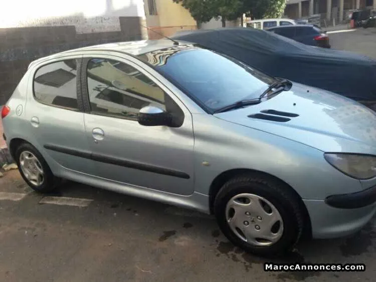 Peugeot 206 en bon etat - الدار البيضاء