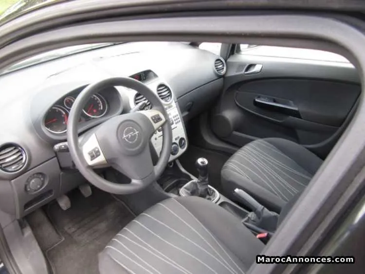 Opel corsa tout option - الدار البيضاء (2)