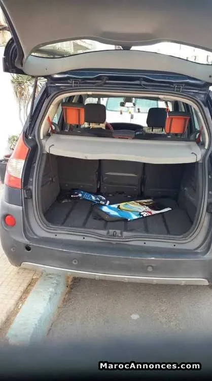 Renault scenic conquest diesel - الدار البيضاء