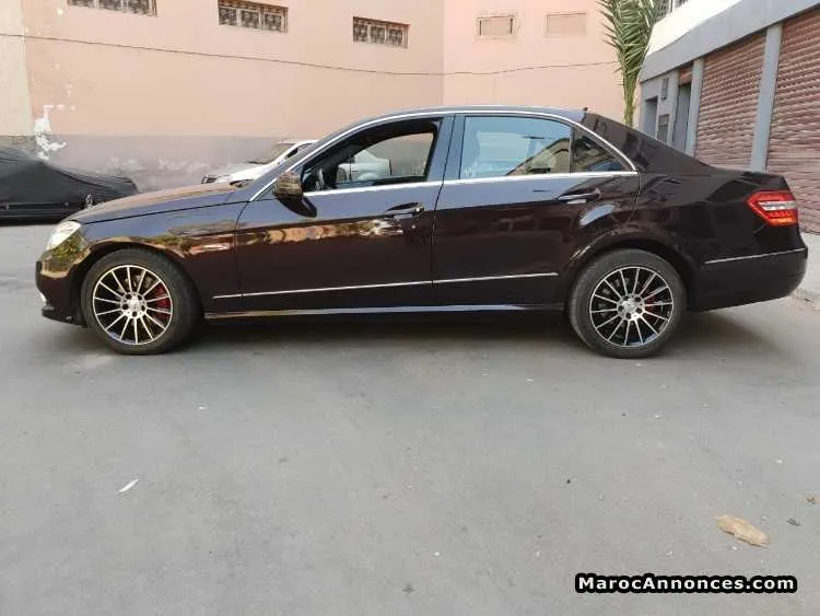 Mercedes e250 avandgarde - الدار البيضاء