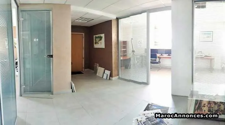 Bureau à hassan collé à la gare de rabat ville - الدار البيضاء