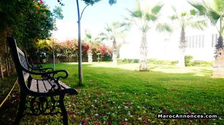 Duplex à vendre sur ain diab 331 m² - الدار البيضاء