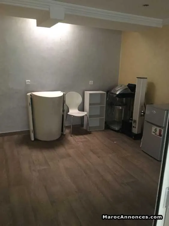 Bureau biranzarane cote youssoufia 99m² - الدار البيضاء (2)