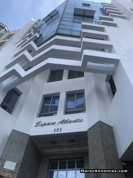 Vente plateau bureau ht gamme au bd la résistance - الدار البيضاء