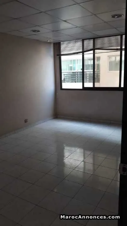 Plateau bureau 145m proche bd bir anzaran - الدار البيضاء (2)