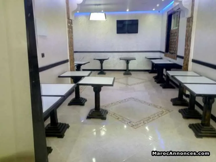 Local de 110m en location - الدار البيضاء