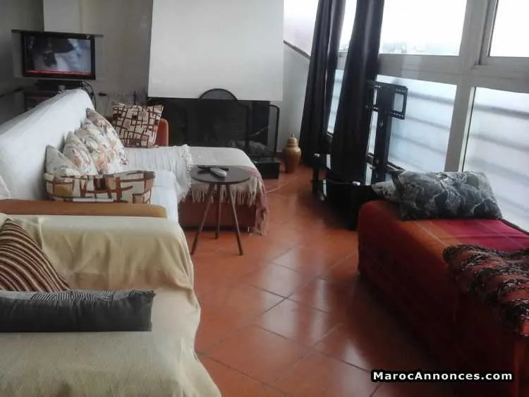 Appartement meublé de 135 m2 à louer à tanger - الدار البيضاء (2)