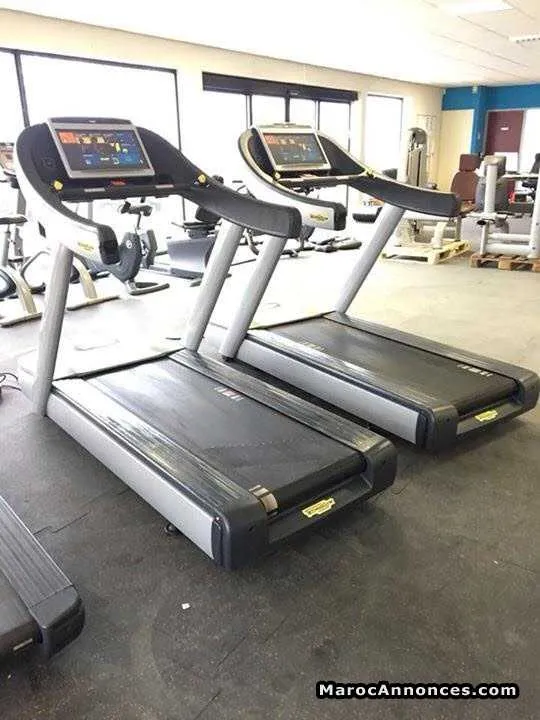 Tapis roulant marque technogym run now - الدار البيضاء