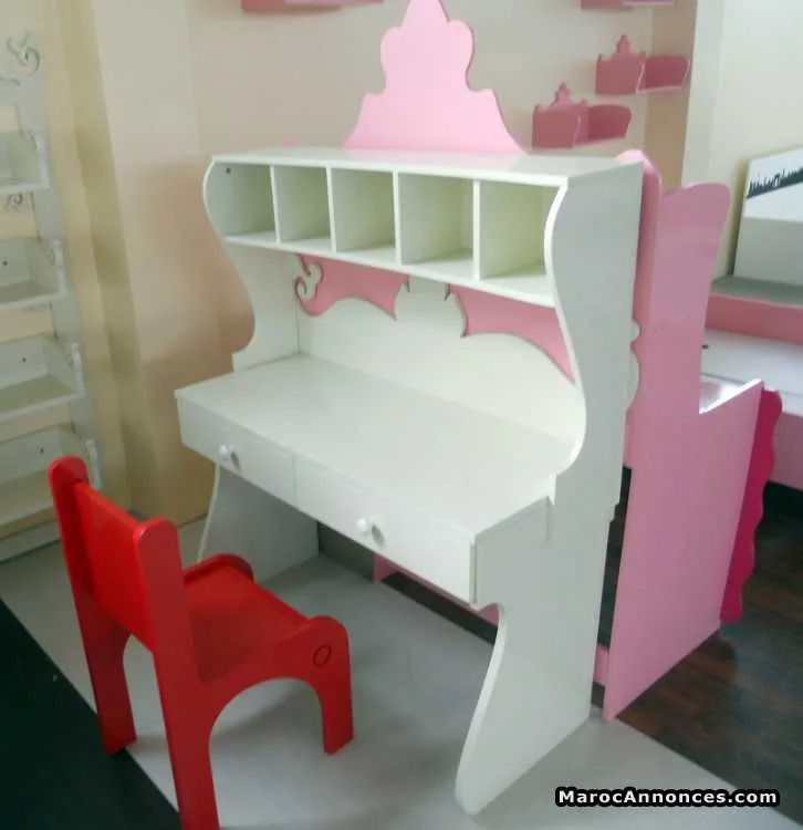 Bureau pour enfants - الدار البيضاء (2)
