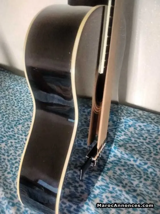 Guitare - الدار البيضاء