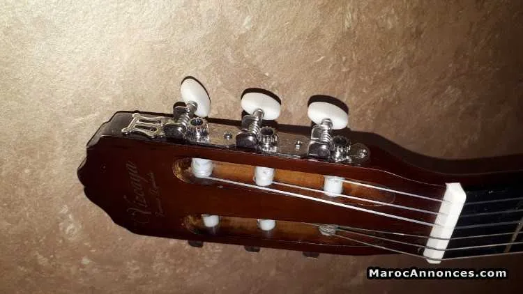 Ventre guitar vizcaya tradicion espanola - الدار البيضاء