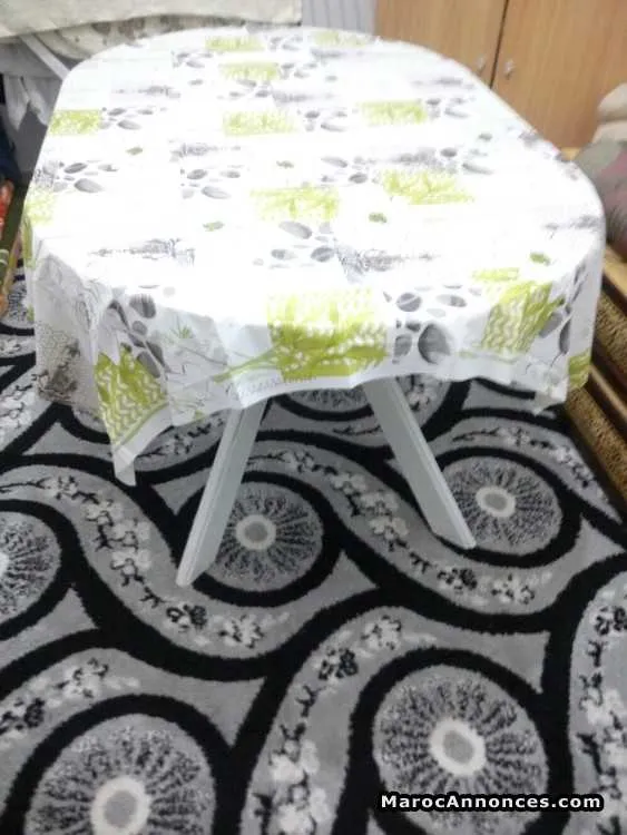 Tables plastique - الدار البيضاء (2)