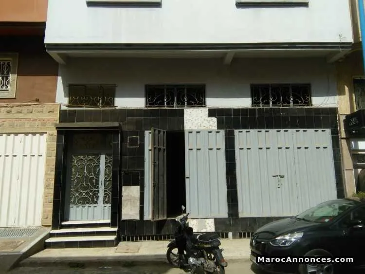 2 double portes de fer  extérieur de garage - الدار البيضاء (2)