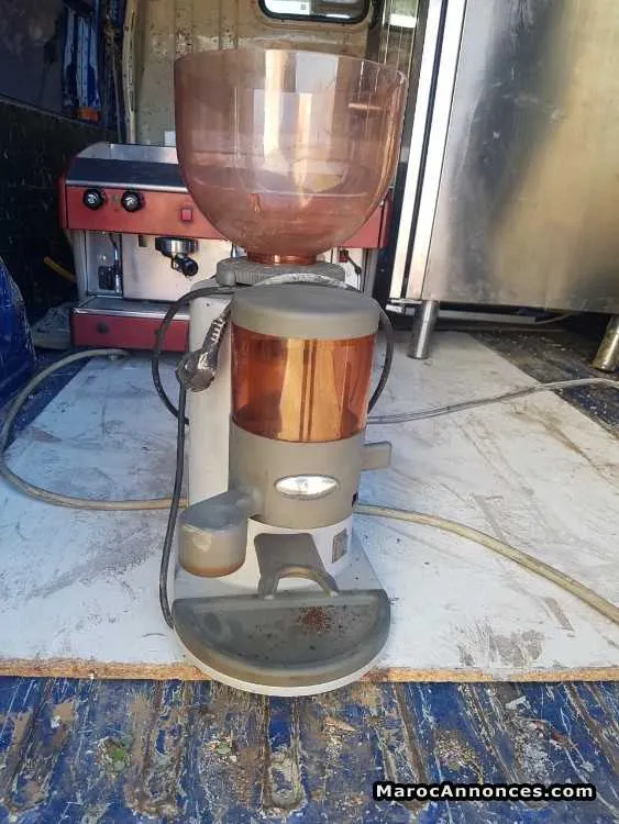 Machine café wega plus moulin - الدار البيضاء (2)