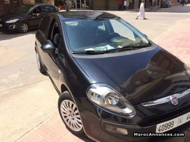 Fiat punto - الدار البيضاء (3)
