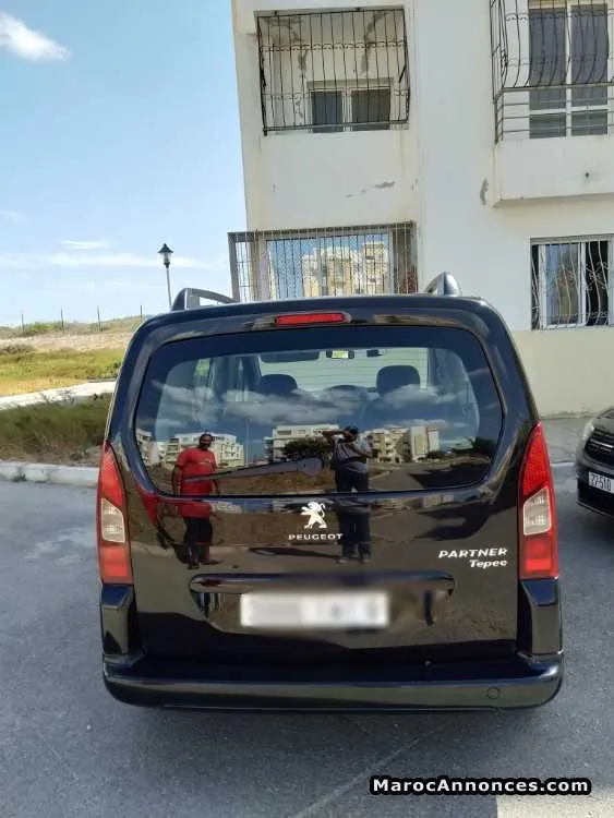Voiture peugeot partner - الدار البيضاء