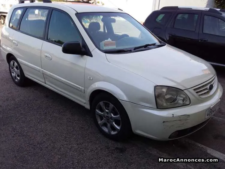 Kia carens 2006 - الدار البيضاء (2)