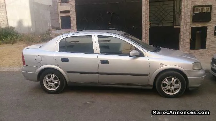 Opel astra 2003 à vendre - الدار البيضاء