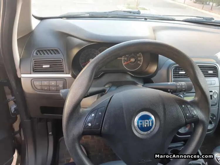 Vente voiture punto - الدار البيضاء (3)