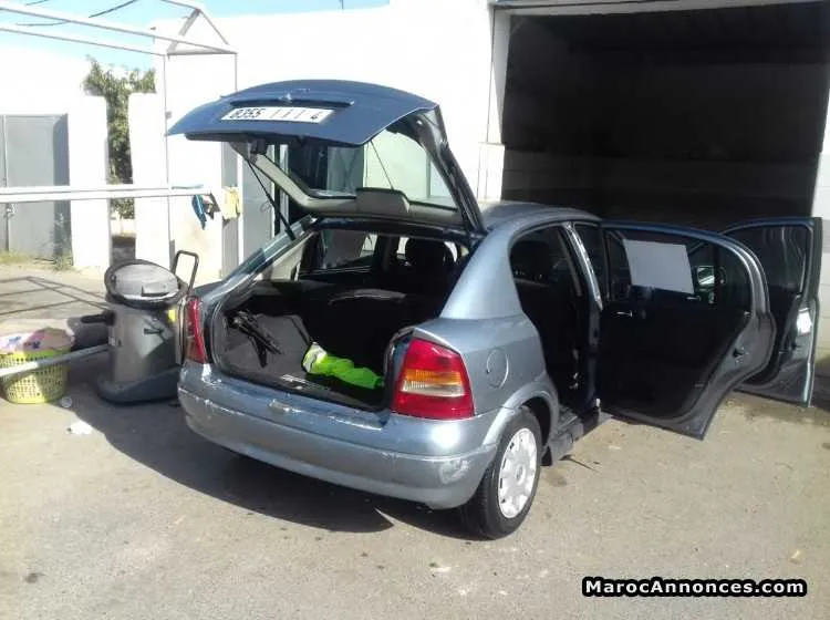 Opel astra diesel 2004 - الدار البيضاء (3)