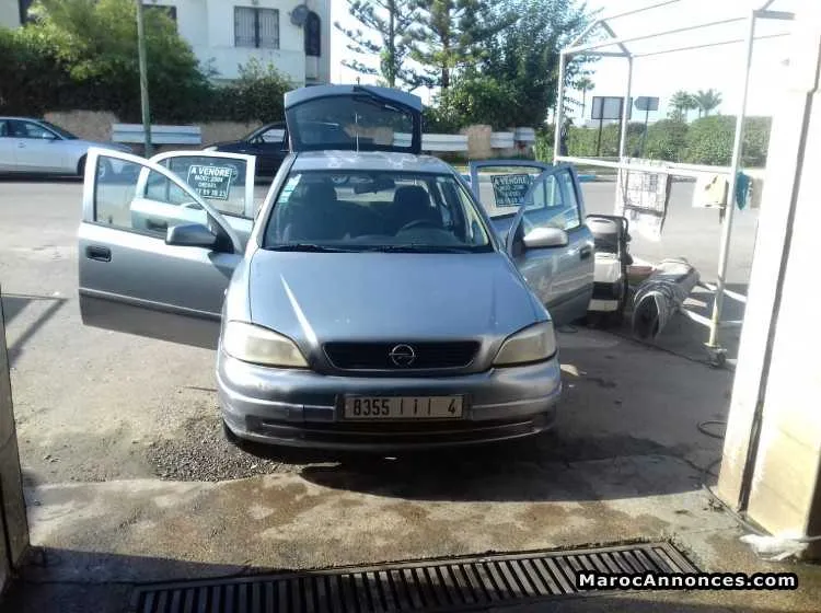 Opel astra diesel 2004 - الدار البيضاء