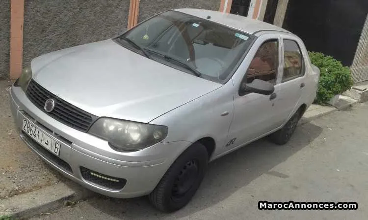 Fiat albea essence 2009 - الدار البيضاء