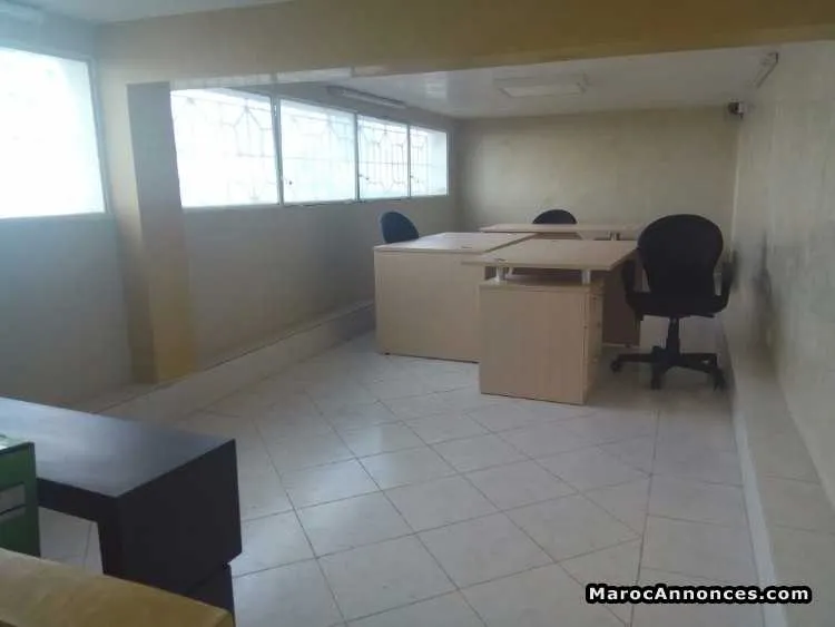 Bureau a vendre sur avenue atlas - الدار البيضاء
