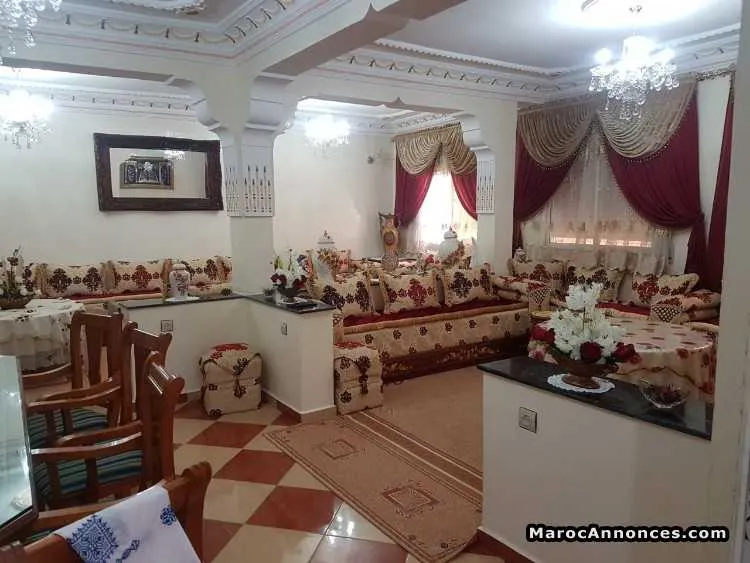Maison de 100 m2 /3 niveaux à boukhalef - الدار البيضاء (3)