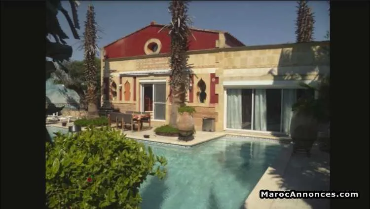 Villa à arles france - الدار البيضاء