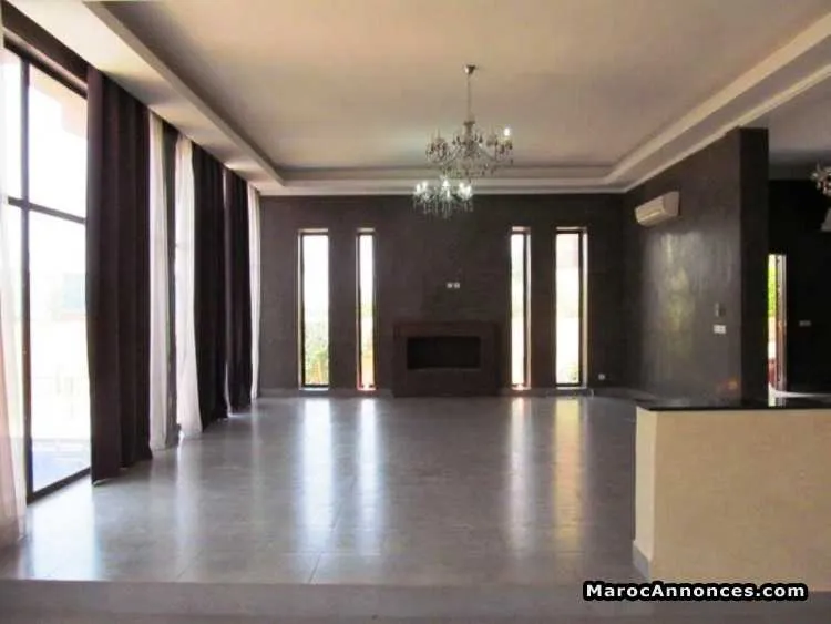 Location villa non meublée !! - الدار البيضاء (2)