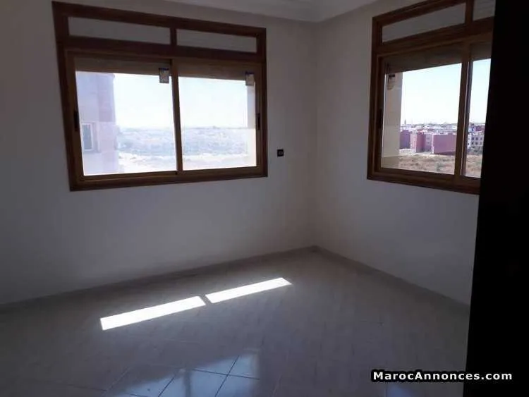 Appartement au 4 ème étage à najd 2 - الدار البيضاء