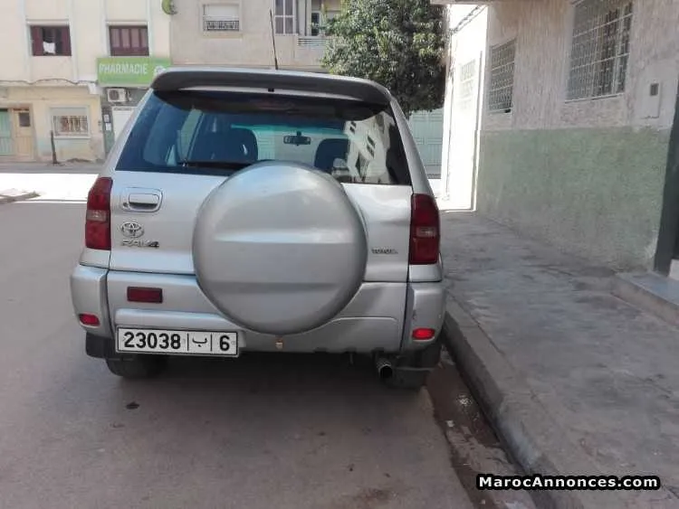 Toyota rav4 - الدار البيضاء (3)