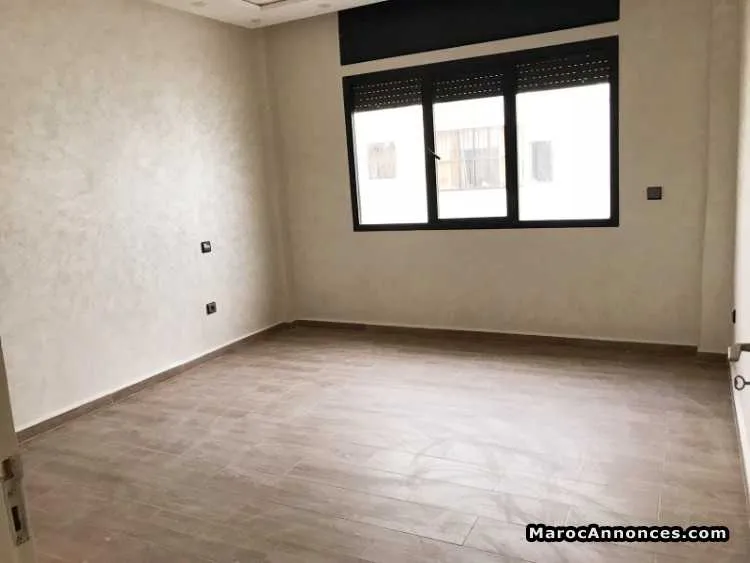 à vendre appartement au quartier 2 mars casa - الدار البيضاء