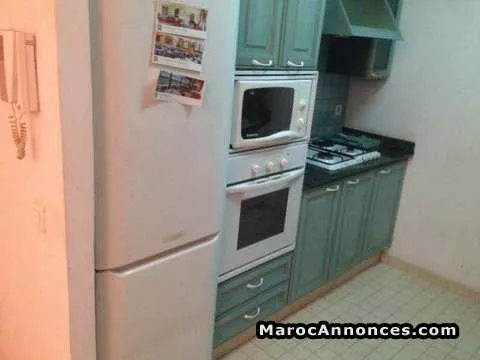 Studio avec une grande chambre et terrasse maarif - الدار البيضاء (2)