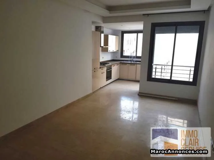 Location studio vide quartier les princesses - الدار البيضاء (3)