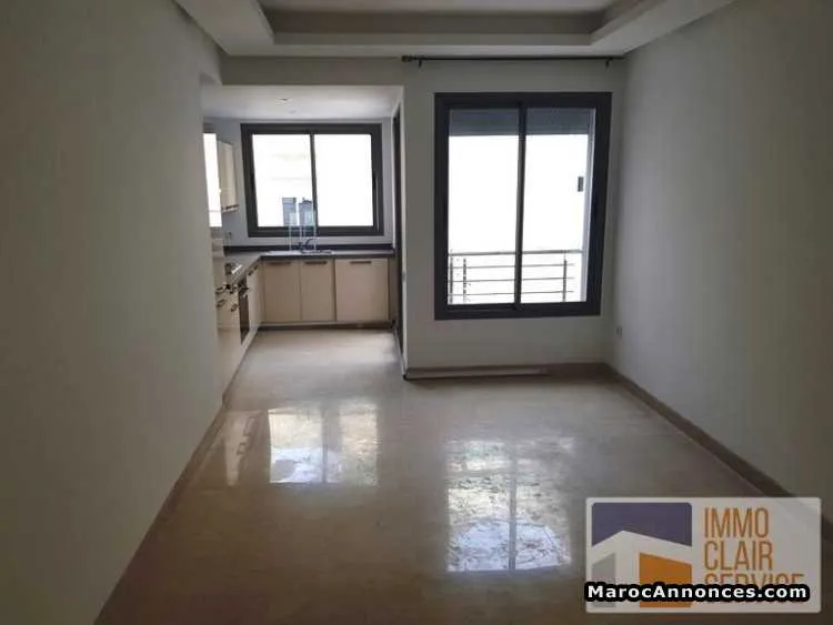 Location studio vide quartier les princesses - الدار البيضاء (2)