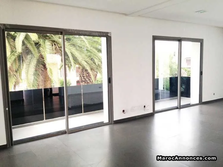 Villa à usage de bureau de 330 m² chantilly - الدار البيضاء (2)