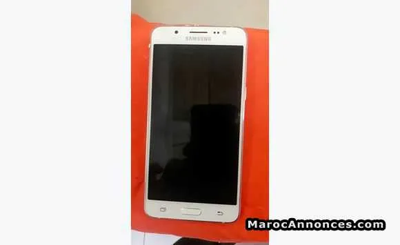 Galaxy j5 6 - الدار البيضاء