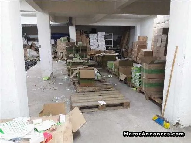 Magasin de 400m2 ain borja - الدار البيضاء (3)
