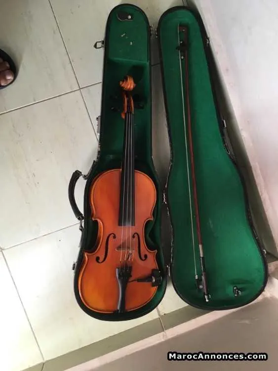Ancien violon allemand - الدار البيضاء