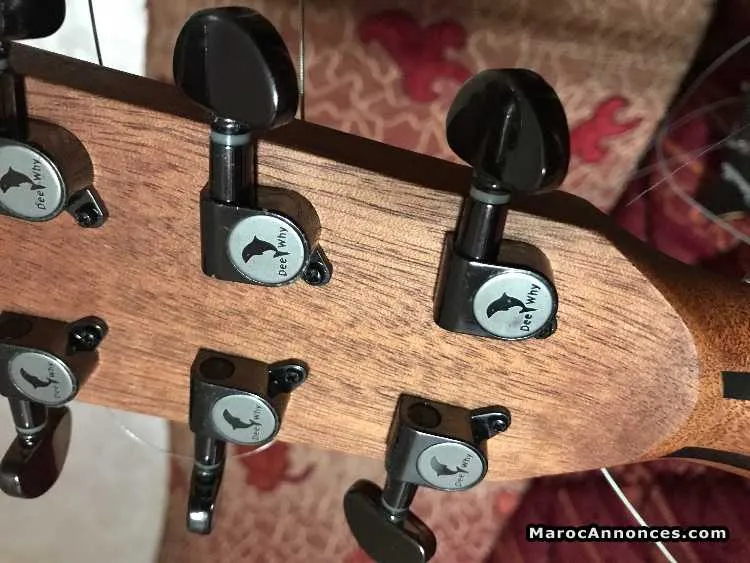 Guitare acoustique - الدار البيضاء (3)