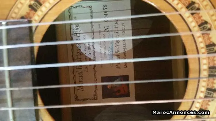 Guitar electro clasique manuel rodrigez hijos - الدار البيضاء (3)