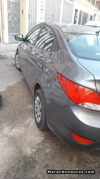 Hyundai accent a vendre - الدار البيضاء (2)