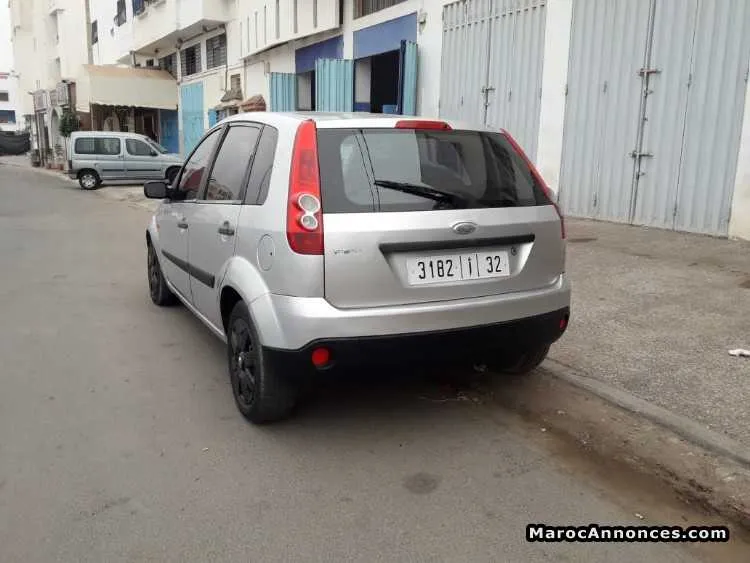 Ford fiesta essence - الدار البيضاء (2)
