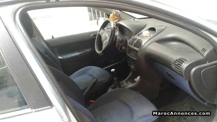 Peugeot 206 - الدار البيضاء (3)