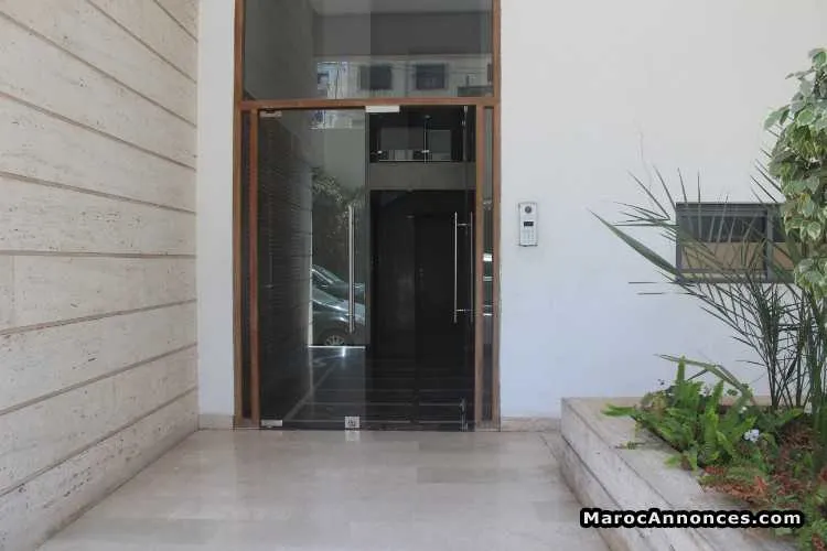 Appartement de 141 m² - الدار البيضاء (2)