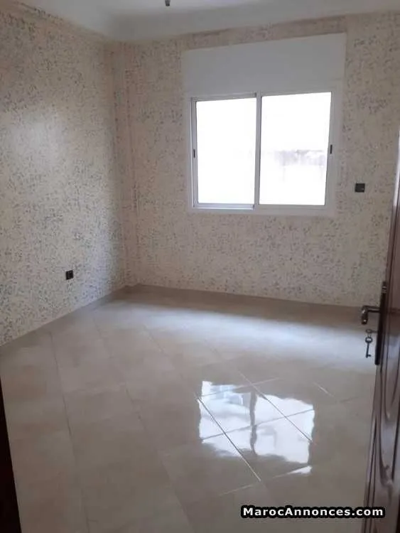 Appartement de 3 chambres avec ps-s et ascenseur - الدار البيضاء
