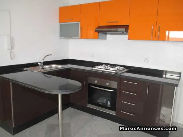 Studio vide luxe bd abdelmoumen enface tram - الدار البيضاء